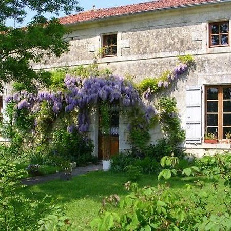 La Ferme de Magnantru Bed and Breakfast Perigne Esterno foto